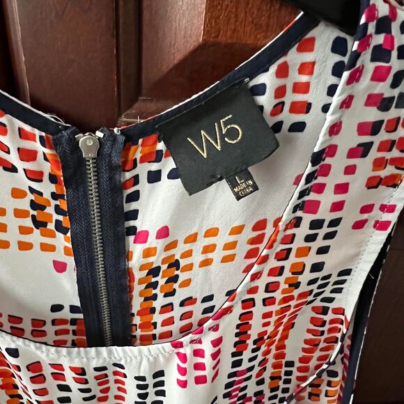 W5 White Pink Orange Black Graphic Scoop Neck Polka-Dot Blouse Shirt Top Tank L - Picture 2 of 3